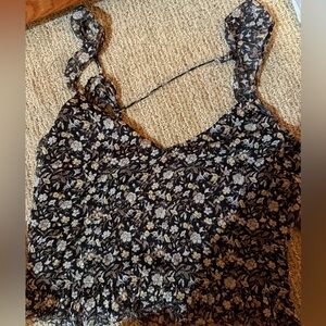 Floral tie-back tank top